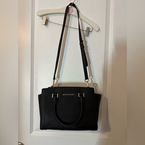 Michael Kors Selma bag